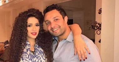ياسمين عبد العزيز تنشر صورة مع شقيقها عبر "انستجرام"