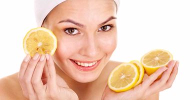 وداعا لمستحضرات التجميل..خضروات وفواكه ترطب البشرة وتغذيها