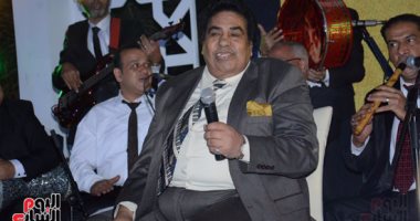 بالصور.. أحمد عدوية فى أولى حفلاته الرمضانية.. ويستعد لـ "مولانا"