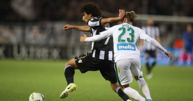 عمرو وردة يفشل فى التأهل لدوري الأبطال بعد السقوط أمام باناثينايكوس