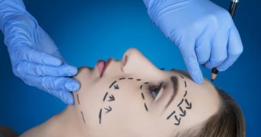 هاكرز يخترقون عيادة تجميل ويسربون 25 ألف صورة عارية لعدد من المشاهير