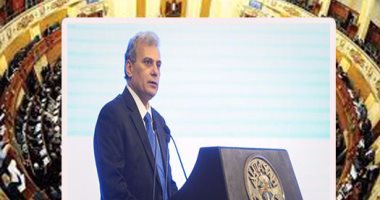 فتنة مرتبات النواب تضرب جامعة القاهرة.. جابر نصار: ماعرفش أعضاء البرلمان بيقبضوا كام والمجلس يتحمل المسئولية القانونية حال عدم الرد على سؤالى.. والمعنيون: "مرتباتنا أقل من الحد الأقصى ورئيس الجامعة عارف"