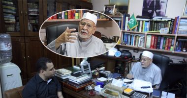 "معركة صوفية ناصرية".. شيخ الطريقة العزمية يصف ثورة 23 يوليو بالانقلاب ويدعو للعودة لعهد الملكية.. ورئيس الحزب الناصرى: جاهل بالتاريخ ولا يعرف معنى الثورات.. وفريدة الشوباشى: تصريحاته شاذة ويسعى للشهرة