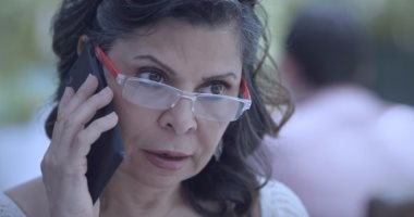 سلوى محمد على تشك فى سلوك سارة سلامة فى مسلسل "لأعلى سعر"