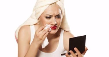 من غير مزيل ماكياج..4 طرق من مطبخك للتخلص من بقايا "الميكب"