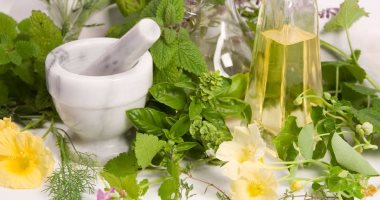 5 سوائل طبيعية تعالج السعال المزمن..ومن غير أثار جانبية