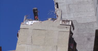 "التضامن" تجمع أسماء المتضررين من سكان العقار المائل بالأزاريطة