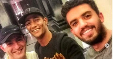 مى عز الدين عن صورة سحور أحمد السقا ومحمد رمضان: "هعلقها فى الصالة"  