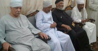 بالفيديو والصور.. أمن سوهاج يوئد فتنة قبل تفاقمها بقرية بيت علام