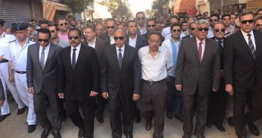 بالصور.. الالآف يشيعون جثمان معاون مباحث قسم شرطة المنتزة بمسقط رأسه بالبحيرة