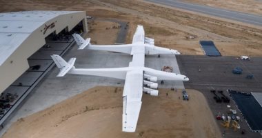 شركة الطيران الفضائية Stratolaunch تعلق أعمالها