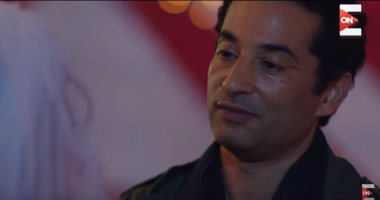 عمرو سعد يشارك جمهوره فى كواليس "وضع أمنى" 