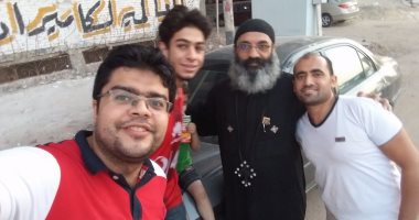 رادار الخير.. راعى كنيسة يتبرع لإفطار الصائمين فى المنصورة