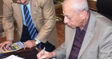 محافظ أسوان يعتمد نتيجة الشهادتين الابتدائية والإعدادية