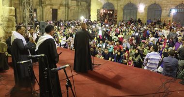 بالصور..  قصور الثقافة تكرم  اسم الكابتن غزالى فى ليالى رمضان