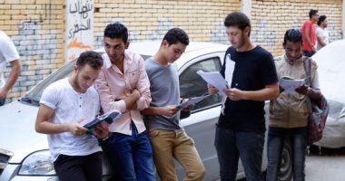 ضبط طالبين مزقا ورقة الإجابة بامتحانات الثانوية العامة فى البحيرة