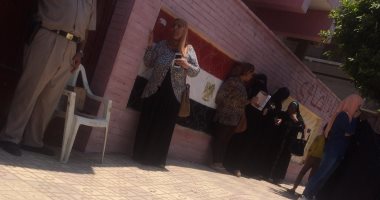 إغماء 4 طالبات خلال امتحان الفيزياء بالمنوفية وطالبة بالمنصورة
