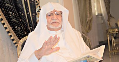 المشاهير ورمضان.. الشيخ محمد الراوى.. بكى حزنا على الأمة ولم يفارق المصحف حتى لحظاته الأخيرة.. تشرب نور القرآن من جدته الحاجة وسيلة.. والملك فيصل استجاب لندائه فكان سبباً لرفع أول أذان فى نيجيريا