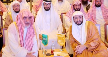 السعودية تطلق أكبر حملة لتوزيع مليار نسخة لكتيب السيرة النبوية أمام الحرم