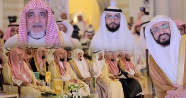 السعودية تطلق أكبر حملة لتوزيع مليار نسخة من كتيب السيرة النبوية أمام الحرم المكى.. وزير الأوقاف السعودى: نصرة عملية للتعريف بالنبى ..والحملة تستهدف المسلمين وغيرهم للتعريف بالنبي الأكرم