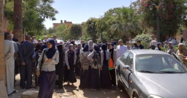 إصابة 4 طالبات بإغماء وضبط 3 حالات غش داخل لجان الثانوية العامة بالبحيرة