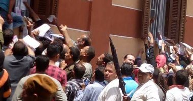 حل مشكلات التقديم لطلاب المراحل الدراسية بأشمون