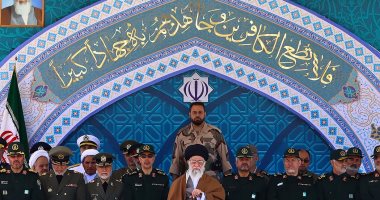 واصفًا إياها بالألعاب النارية.. خامنئى: مفرقعات الحادث الإرهابى غير مؤثرة