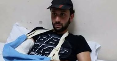 بالصور.. مهاجم طنطا يجري جراحة فى الساعد الأيمن بأحد مستشفيات الإسكندرية