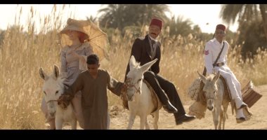 كاثرين تخترق أعراف وتقاليد أهل "واحة الغروب" 