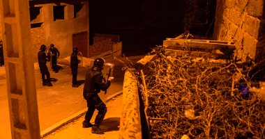 بالصور.. كر وفر بين المتظاهرين والشرطة فى المغرب