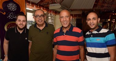 بالصور.. "افطار" اشرف عبدالباقي لـ"مسرح مصر" استعدادا للموسم الجديد