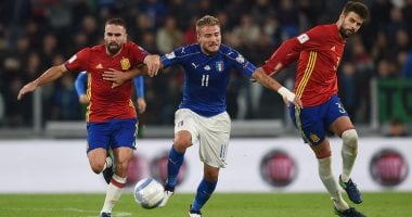 منتخب إسبانيا ينهى خلاف بيكيه ومدافع ريال مدريد