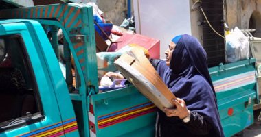 بالصور.. نقل 13 أسرة من مثلث ماسبيرو بالقاهرة بحضور نائب وزير الإسكان