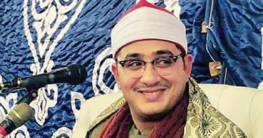 بالصور..أبناء القراء فى دولة التلاوة الحديثة "12".. الشيخ محمود الشحات محمد أنور: 6أجانب أشهروا إسلامهم بعد سماع صوتى.. والدى حثنا على أن تكون تلاوتنا للقرآن لوجه الله وليس طمعا فى الأموال.. وطموحى ليس له حدود