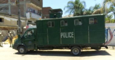 بالصور .. تكثيف أمنى حول لجان امتحانات بيلا لتجنب احتكاك الأهالى بالمراقبين