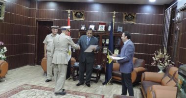 بالصور.. مدير أمن كفر الشيخ يكرم عددا من رجال الشرطة لتفوقهم بمسابقة الرماية