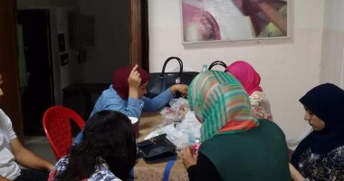 بالصور.. ورشة لتعلم فن تصنيع الحلى بقصر ثقافة طنطا
