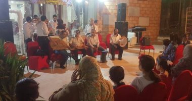 بالصور.. محاضرات وموسيقى عربية بثقافة غزل المحلة 