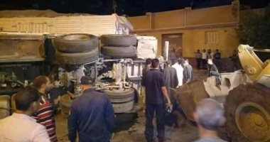 بالصور.. حادث مرورى مروع فى سنورس بالفيوم