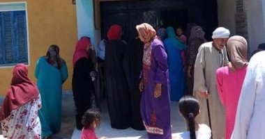 قافلة جامعة قناة السويس الطبية تعالج 500 حالة بقرية الوصفية