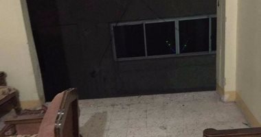 بالصور.. انهيار جزئى لعقار فى المعادى دون إصابات