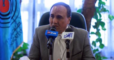 نقيب الصحفيين: سننتصر على الإرهابيين برغبتنا الجادة فى العمل والإنتاج