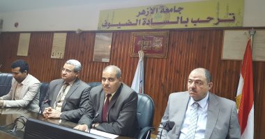 رئيس جامعة الأزهر: سيتم النظر فى التجديد للأساتذة المعارين بدولة قطر
