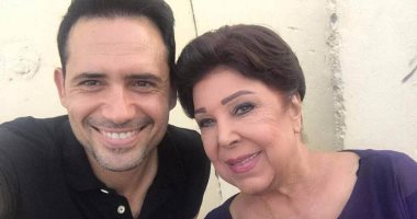 ظافر العابدين ينشر سيلفى بصحبه رجاء الجداوى من كواليس مسلسل حلاوة الدنيا
