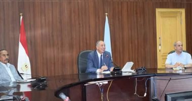 محافظ البحر الأحمر: تجميع عمالة الذهب بشركة الشلاتين لتقنين وضعهم 