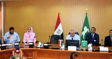 قرعة علنية لتوزيع 6 سيارات مبردة من صندوق تحيا مصر  على الشباب بالشرقية