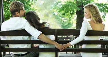 استشارى صحة نفسية: الثقة الزائدة فى شريك حياتك تدفعه للخيانة