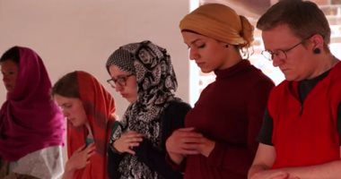 التركية سيران أطيش ليست الأولى.. نساء فى إمامة الصلاة.. تعرف عليهن