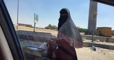 متسولة تعترف: استأجرت رضيعة من أمها بـ100 جنيه يوميا لاستخدامها فى التسول