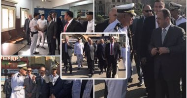 بالصور.. وزير الداخلية فى الشارع قبل الإفطار.. عبد الغفار يقود جولات مفاجئة على أقسام الشرطة والميادين بالقاهرة الكبرى.. ويؤكد: رسالة الأمن لن تتحقق بمعزل عن احترام حقوق الإنسان.. ومتواجدون على مدار الـ24 ساعة